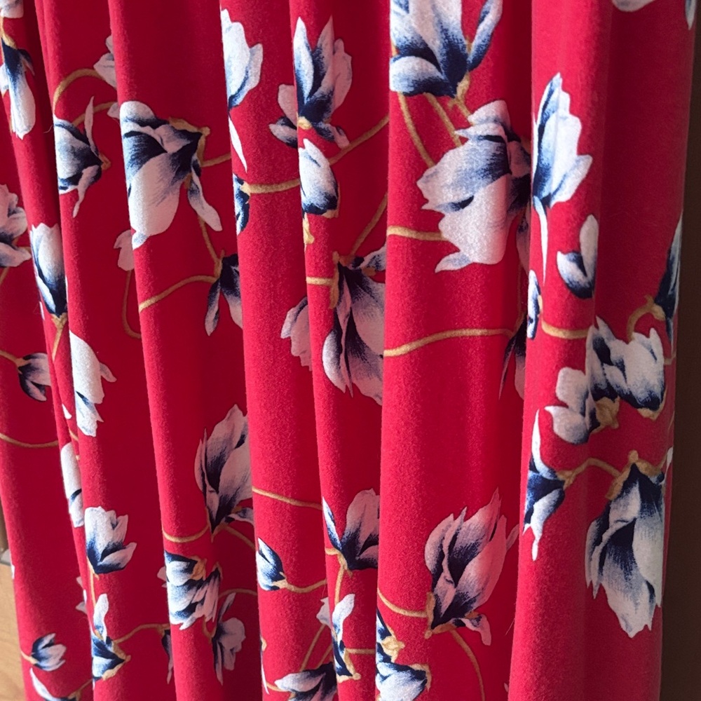 French Grey Vibrant Red Floral Midi Dress - Picture 4 of 5